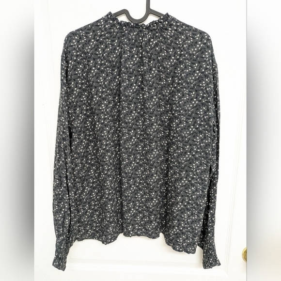 Tentree EcoWoven women's crepe smocked floral blouse in graphite size M - Picture 3 of 12